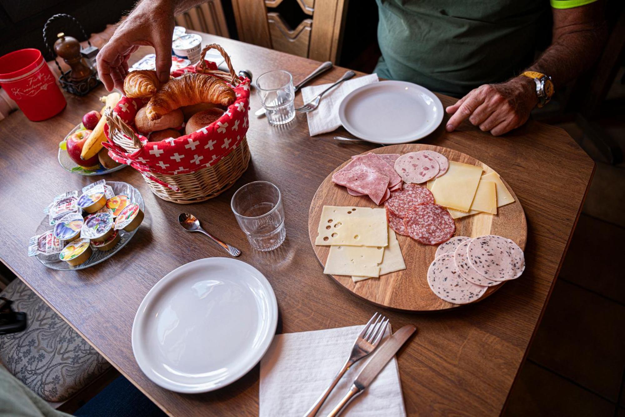 Alte Bock 2.0 Bed and Breakfast Grächen Eksteriør billede