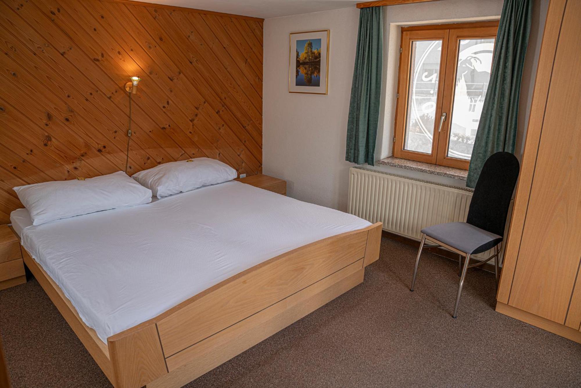 Alte Bock 2.0 Bed and Breakfast Grächen Eksteriør billede